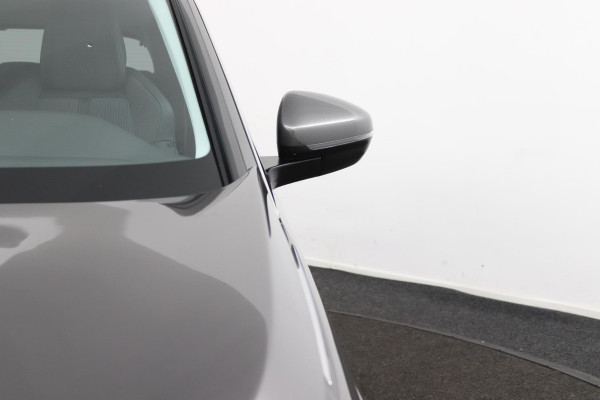 Peugeot 3008 1.2 Allure*130PK*CARPLAY*ECC*CRUISE*NAVI*HAAK*CAM*