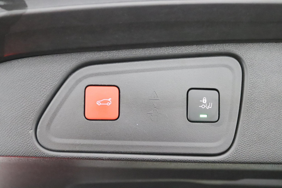 Peugeot 3008 1.2 Allure*130PK*CARPLAY*ECC*CRUISE*NAVI*HAAK*CAM*