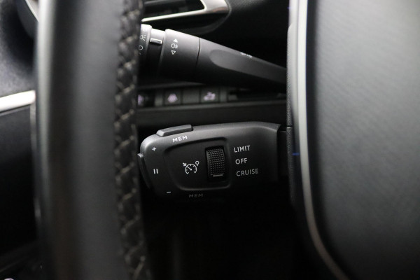 Peugeot 3008 1.2 Allure*130PK*CARPLAY*ECC*CRUISE*NAVI*HAAK*CAM*