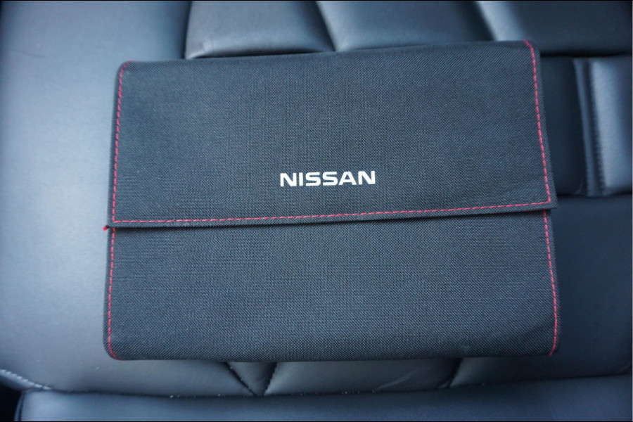 Nissan QASHQAI 1.3 DIG-T Tekna + Dynamic | NAPPA LEER | Panoramadak | Trekhaak | BOSE | Memory Pack | Adapieve cruise + Lane departure + Blindspot indicator | NL Auto | Dealer onderhouden