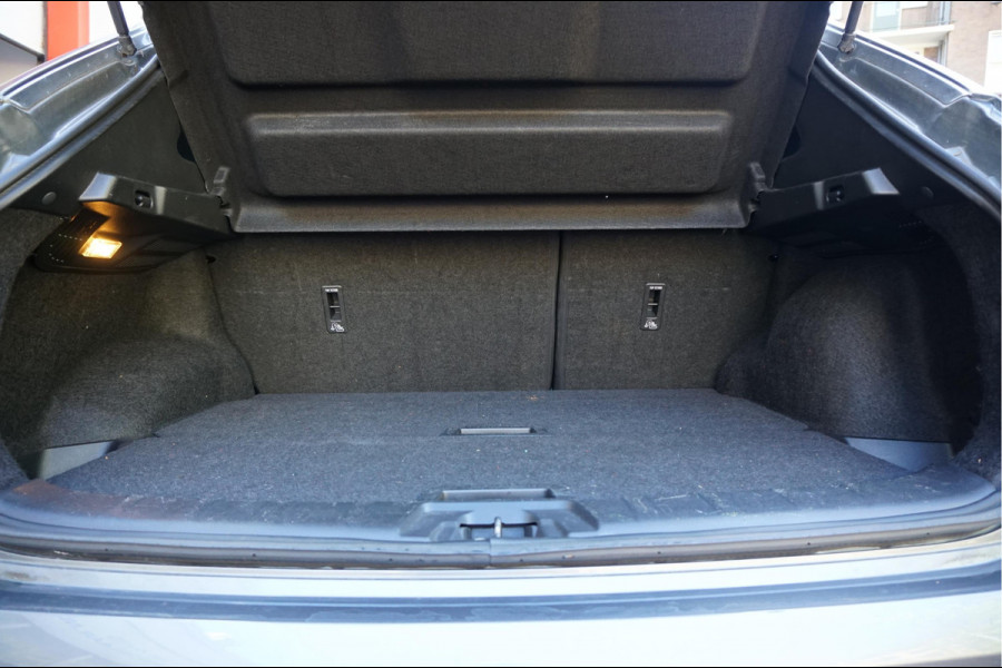 Nissan QASHQAI 1.3 DIG-T Tekna + Dynamic | NAPPA LEER | Panoramadak | Trekhaak | BOSE | Memory Pack | Adapieve cruise + Lane departure + Blindspot indicator | NL Auto | Dealer onderhouden