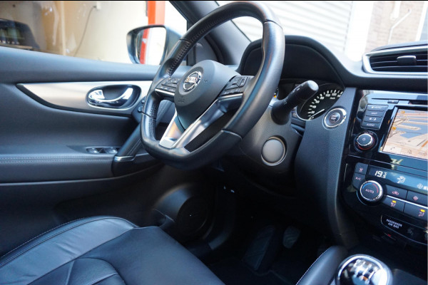 Nissan QASHQAI 1.3 DIG-T Tekna + Dynamic | NAPPA LEER | Panoramadak | Trekhaak | BOSE | Memory Pack | Adapieve cruise + Lane departure + Blindspot indicator | NL Auto | Dealer onderhouden