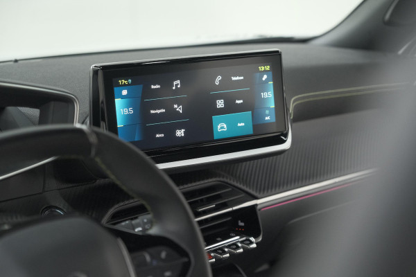 Peugeot e-2008 EV GT 50 kWh | 11 KW Laadfunctie   | Pack Winter | Alcantara | Navigatie | Camera