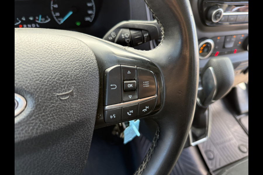 Ford Transit Custom 340 1.0 PHEV 120PK Benzine Automaat L1H1 Airco Cruise Control Parkeersensoren Voor- & Achter Stoelverwarming Inbouw