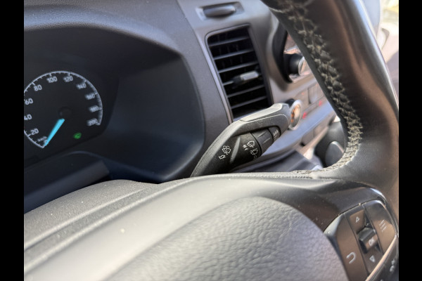 Ford Transit Custom 340 1.0 PHEV 120PK Benzine Automaat L1H1 Airco Cruise Control Parkeersensoren Voor- & Achter Stoelverwarming Inbouw