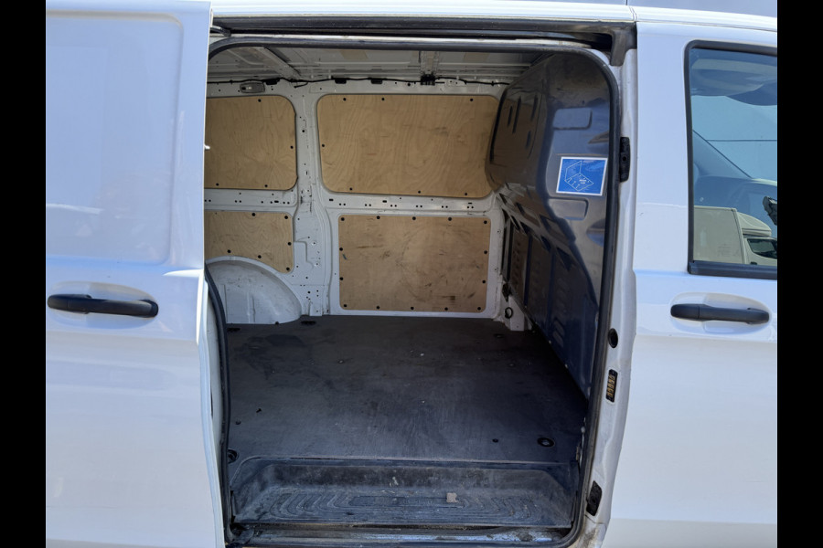 Mercedes-Benz Vito 114 1.9 CDI Automaat L2H1 MBUX Climate Control Carplay Camera Inklapbare Spiegels