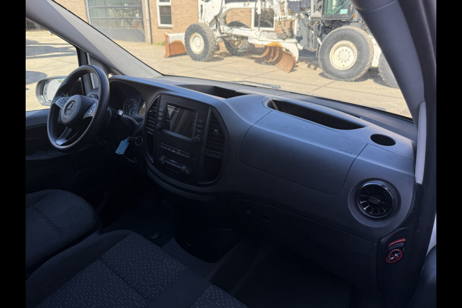 Mercedes-Benz Vito 114 1.9 CDI Automaat L2H1 MBUX Climate Control Carplay Camera Inklapbare Spiegels
