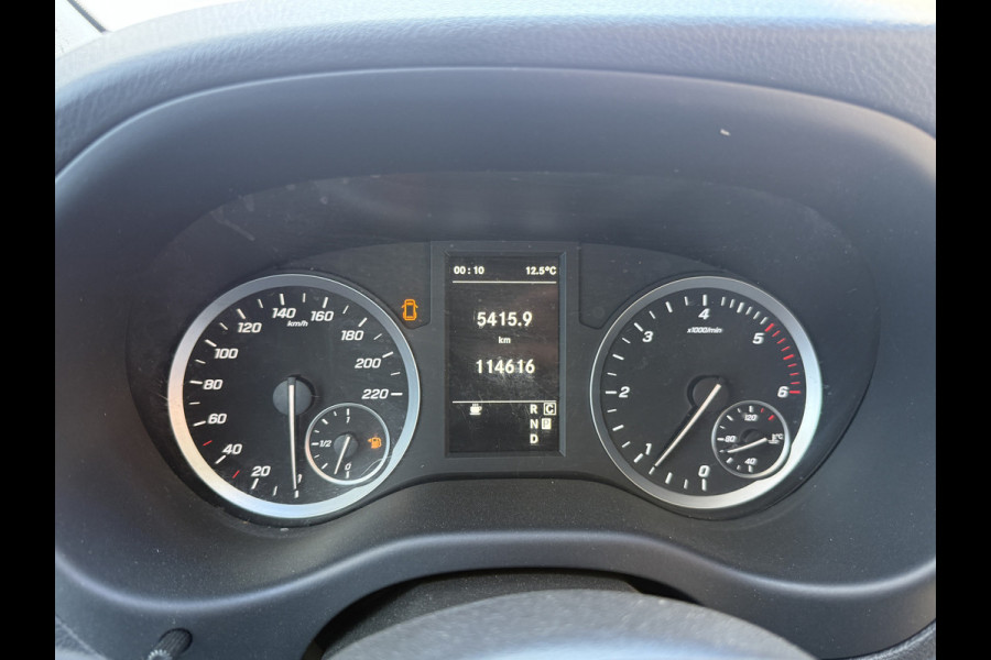 Mercedes-Benz Vito 114 1.9 CDI Automaat L2H1 MBUX Climate Control Carplay Camera Inklapbare Spiegels