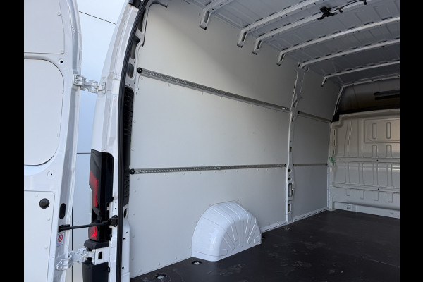 Opel Movano Electric 110kWh 270PK L3H3 420km WLTP BEV Elektrisch Snelladen Adaptive Cruise Control Climate control Navigatie Android Auto Laadkabel Parkeersensoren