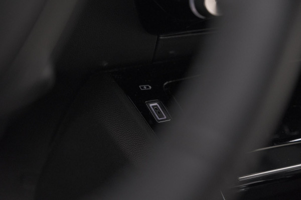 Peugeot 2008 Hybrid 145 Allure | 360 Camera | Adaptieve Cruise Control | Dodehoekdetectie | Apple Carplay