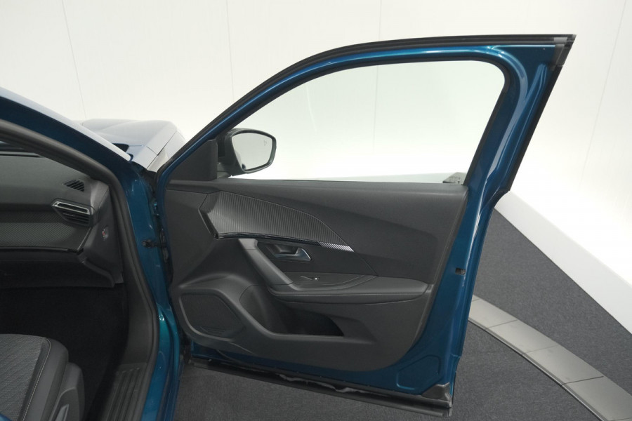 Peugeot 2008 Hybrid 145 Allure | 360 Camera | Adaptieve Cruise Control | Dodehoekdetectie | Apple Carplay