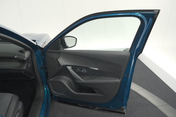 Peugeot 2008 Hybrid 145 Allure | 360 Camera | Adaptieve Cruise Control | Dodehoekdetectie | Apple Carplay