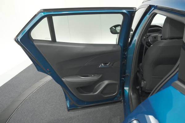 Peugeot 2008 Hybrid 145 Allure | 360 Camera | Adaptieve Cruise Control | Dodehoekdetectie | Apple Carplay