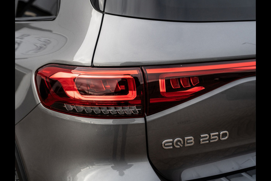 Mercedes-Benz EQB 250 AMG Line 67 kWh
