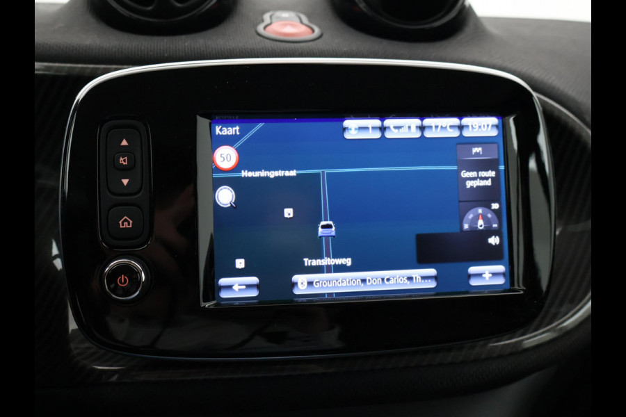 Smart Fortwo cabrio EQ COMFORT PLUS 18 KW + 16 INCH LMV | LEDER | STOELVERW. | CAMERA | NAVIGATIE