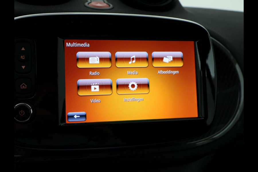 Smart Fortwo cabrio EQ COMFORT PLUS 18 KW + 16 INCH LMV | LEDER | STOELVERW. | CAMERA | NAVIGATIE