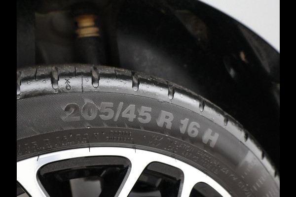 Smart Fortwo cabrio EQ COMFORT PLUS 18 KW + 16 INCH LMV | LEDER | STOELVERW. | CAMERA | NAVIGATIE