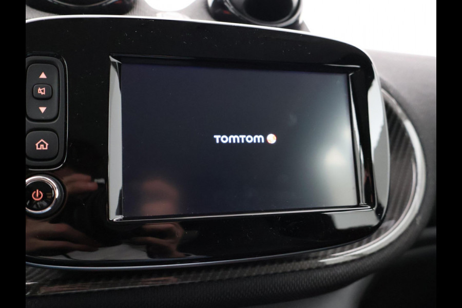 Smart Fortwo cabrio EQ COMFORT PLUS 18 KW + 16 INCH LMV | LEDER | STOELVERW. | CAMERA | NAVIGATIE