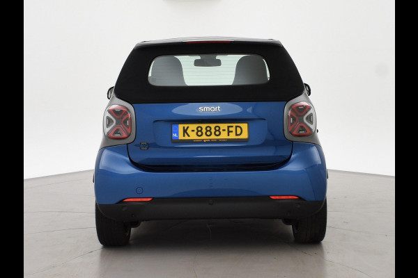 Smart Fortwo cabrio EQ COMFORT PLUS 18 KW + 16 INCH LMV | LEDER | STOELVERW. | CAMERA | NAVIGATIE