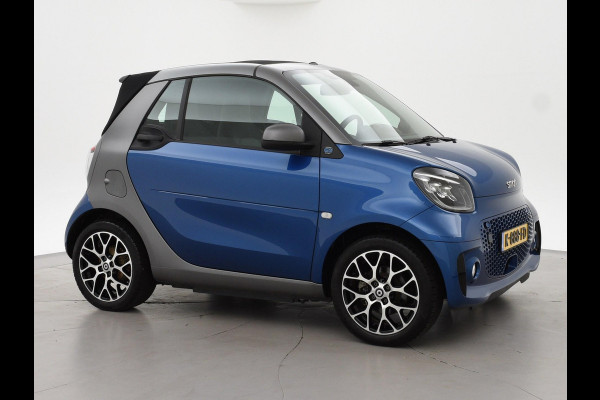 Smart Fortwo cabrio EQ COMFORT PLUS 18 KW + 16 INCH LMV | LEDER | STOELVERW. | CAMERA | NAVIGATIE