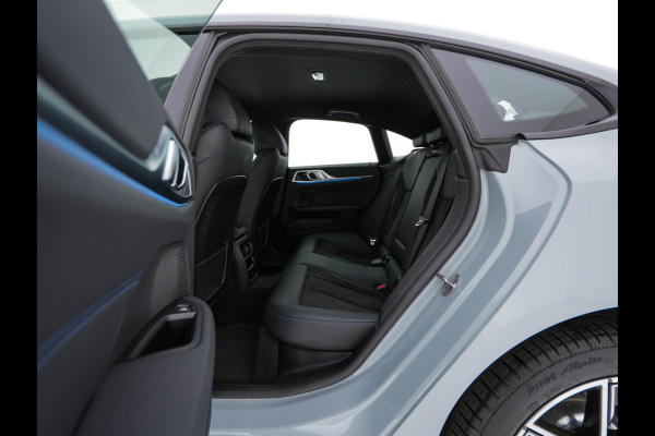 BMW i4 eDrive40 84 kWh M-Sport *M50 JAHRE* [ 3-Fase-11 kW ] {SOH-96%} (INCL-BTW) *LEATHER-ALCANTARA | FULL-LED | ADAPTIVE-CRUISE | HEATED-SPORTSEATS | CAMERA | DAB | DIGI-COCKPIT | NAVI-FULLMAP | AMBIENT-LIGHT | ECC | PDC | CARPLAY | KEYLESS | SHIFTPADDLES | 18