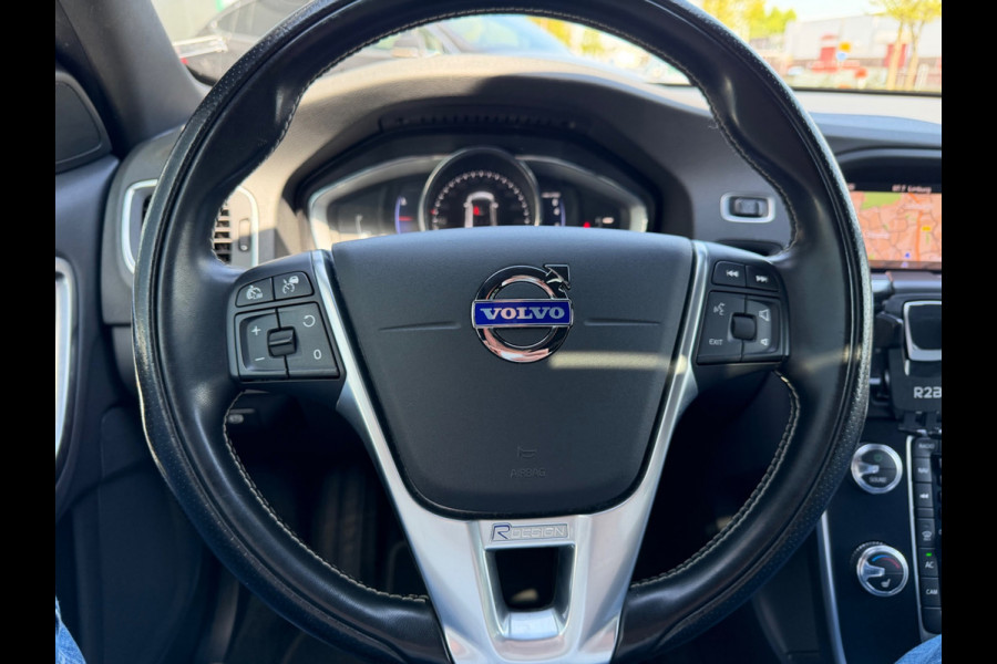 Volvo V60 2.0 T4 Business Sport, R Design, automaat, NAP, Leder