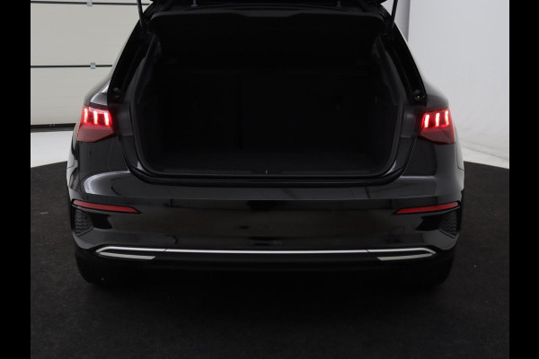 Audi A3 30 TFSI Advanced edition | Sportstoelen | Carplay | Virtual Cockpit | Audi Sound | Navigatie | Full LED | Parkeerhulp | Climate control | Bluetooth | Cruise control | DAB