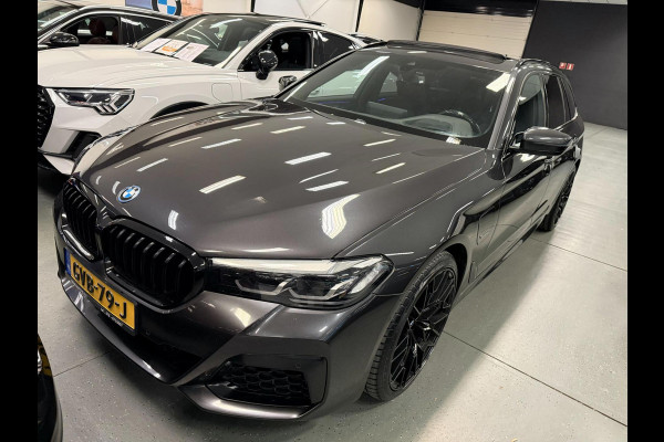 BMW 5 Serie Touring 530e M-SPORT 20'' SOH-TEST/PANO/NAVI/CAM/DAB/CARPLAY/ECC/PDC/CRUISE///