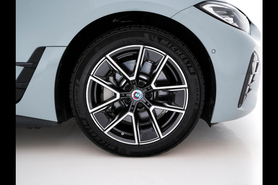 BMW i4 eDrive40 84 kWh M-Sport *M50 JAHRE* [ 3-Fase-11 kW ] {SOH-96%} (INCL-BTW) *LEATHER-ALCANTARA | FULL-LED | ADAPTIVE-CRUISE | HEATED-SPORTSEATS | CAMERA | DAB | DIGI-COCKPIT | NAVI-FULLMAP | AMBIENT-LIGHT | ECC | PDC | CARPLAY | KEYLESS | SHIFTPADDLES | 18
