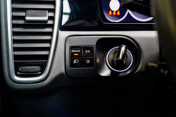 Porsche Cayenne Coupé 3.0 E-Hybrid | Softclose | Luchtvering | Bose | Panorama