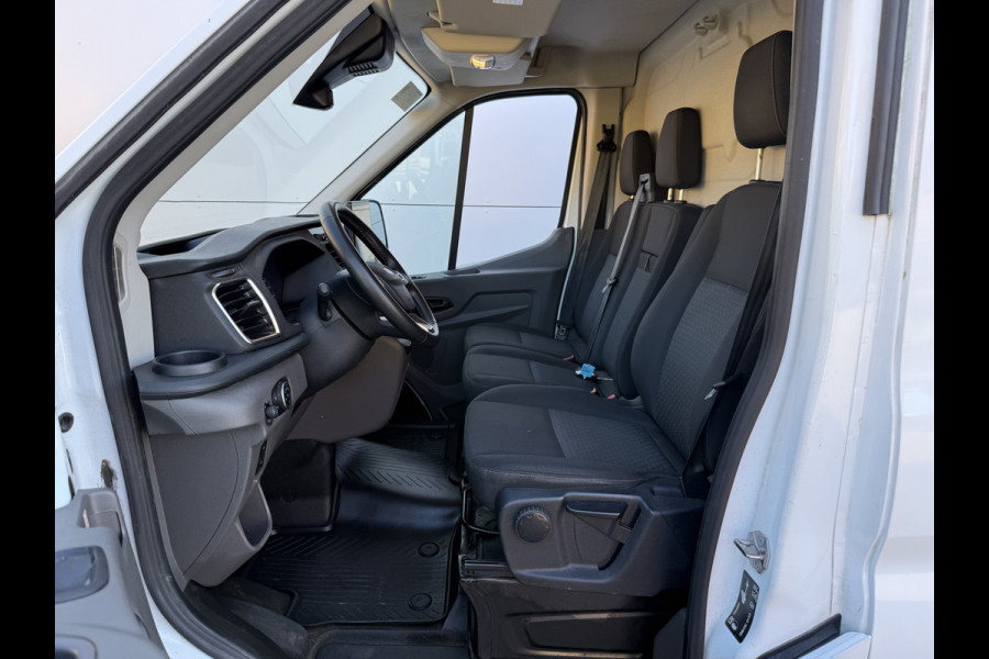 Ford E-Transit 68kWh 184PK L2H2 317km WLTP 94,9% (SOH) BEV Snelladen Cruise control Climate control Carplay Navigatie Laadkabel Parkeersensoren