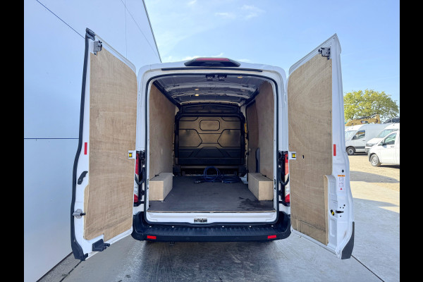 Ford E-Transit 68kWh 184PK L2H2 317km WLTP 94,9% (SOH) BEV Snelladen Cruise control Climate control Carplay Navigatie Laadkabel Parkeersensoren