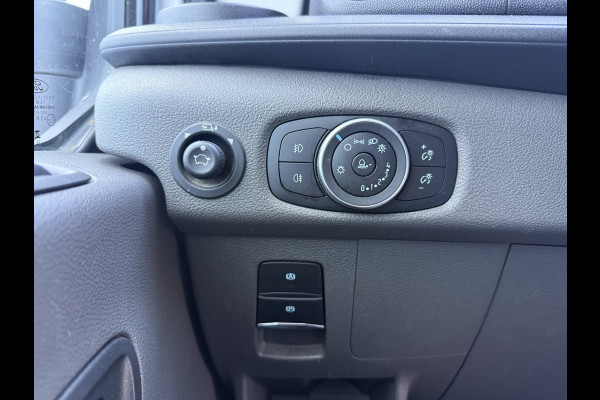 Ford E-Transit 68kWh 184PK L2H2 317km WLTP 94,9% (SOH) BEV Snelladen Cruise control Climate control Carplay Navigatie Laadkabel Parkeersensoren