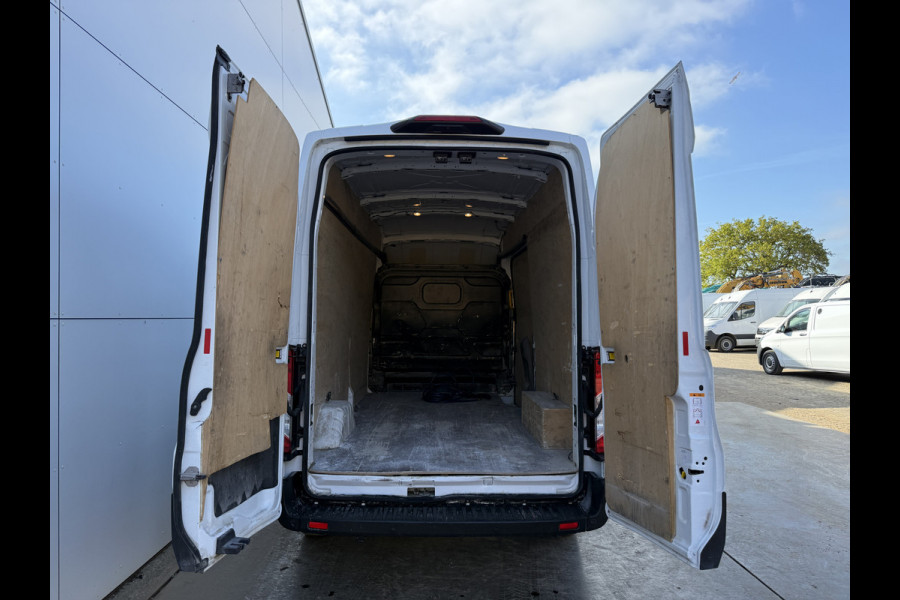 Ford E-Transit 68kWh 184PK L3H3 317km WLTP 95,7% (SOH) BEV Snelladen Camera Cruise control Climate control Carplay Navigatie Laadkabel Parkeersensoren