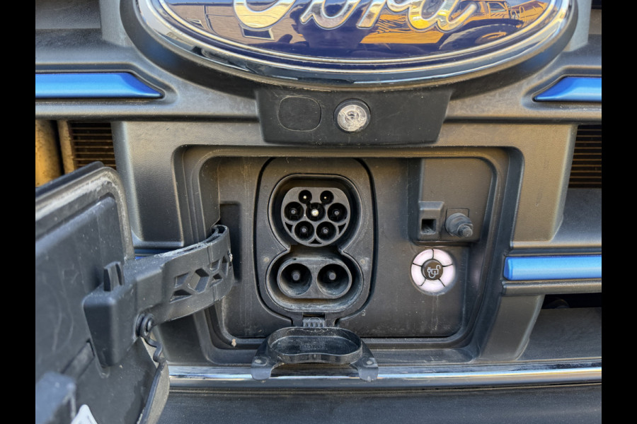 Ford E-Transit 68kWh 184PK L3H3 317km WLTP 95,7% (SOH) BEV Snelladen Camera Cruise control Climate control Carplay Navigatie Laadkabel Parkeersensoren