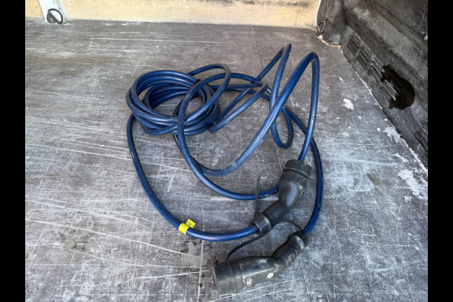 Ford E-Transit 68kWh 184PK L3H3 317km WLTP 95,7% (SOH) BEV Snelladen Camera Cruise control Climate control Carplay Navigatie Laadkabel Parkeersensoren