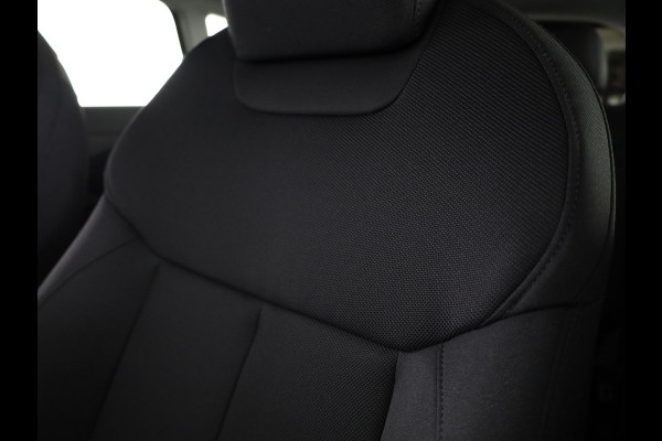 Audi Q3 Advanced edition e-hybrid 272 pk | Techniekpakket plus | Ambiente lichtpakket | Privacy glas | 18'' LM zwart |