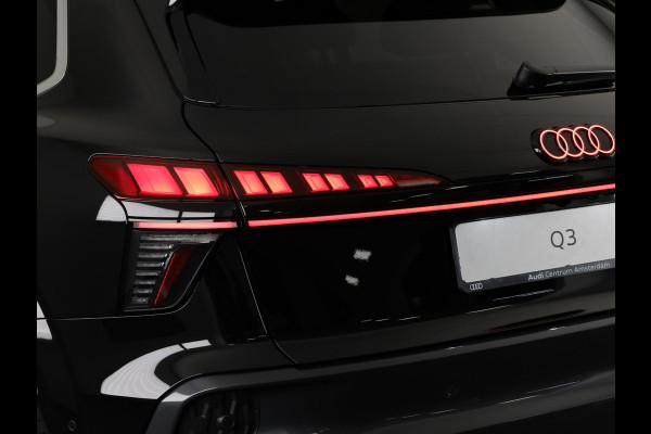 Audi Q3 Advanced edition e-hybrid 272 pk | Techniekpakket plus | Ambiente lichtpakket | Privacy glas | 18'' LM zwart |