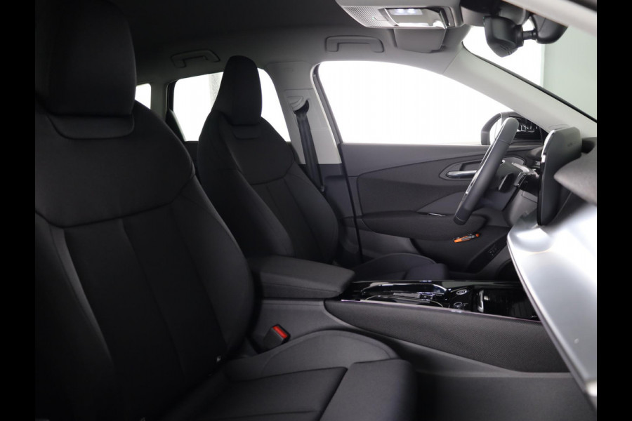 Audi Q3 Advanced edition e-hybrid 272 pk | Techniekpakket plus | Ambiente lichtpakket | Privacy glas | 18'' LM zwart |