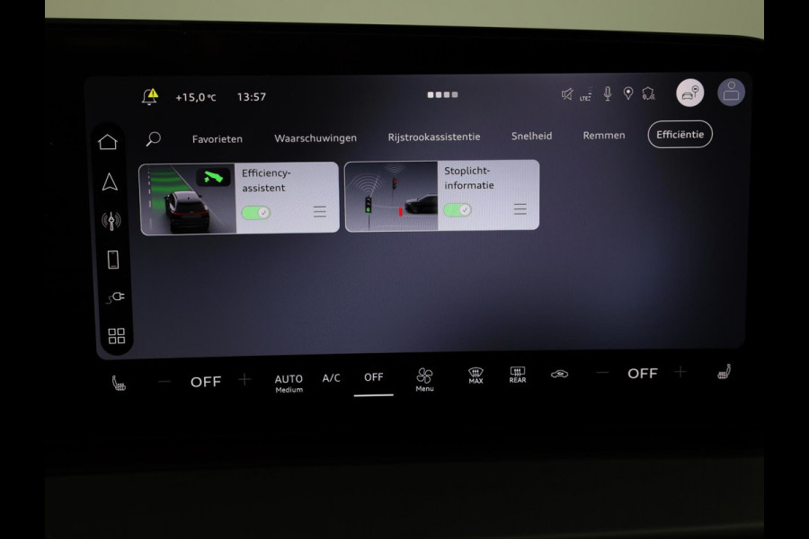 Audi Q3 Advanced edition e-hybrid 272 pk | Techniekpakket plus | Ambiente lichtpakket | Privacy glas | 18'' LM zwart |