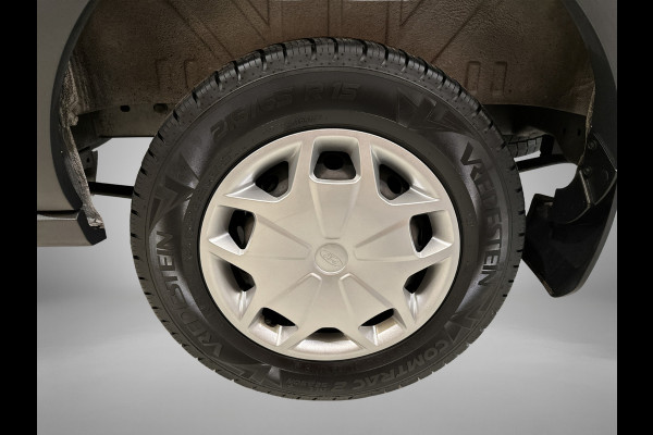 Ford Transit 2.0 TDCI L2H2 3Pers. / Pdc.V+A / Airco / Radio multimedia / Imperial / Apk 07-2026