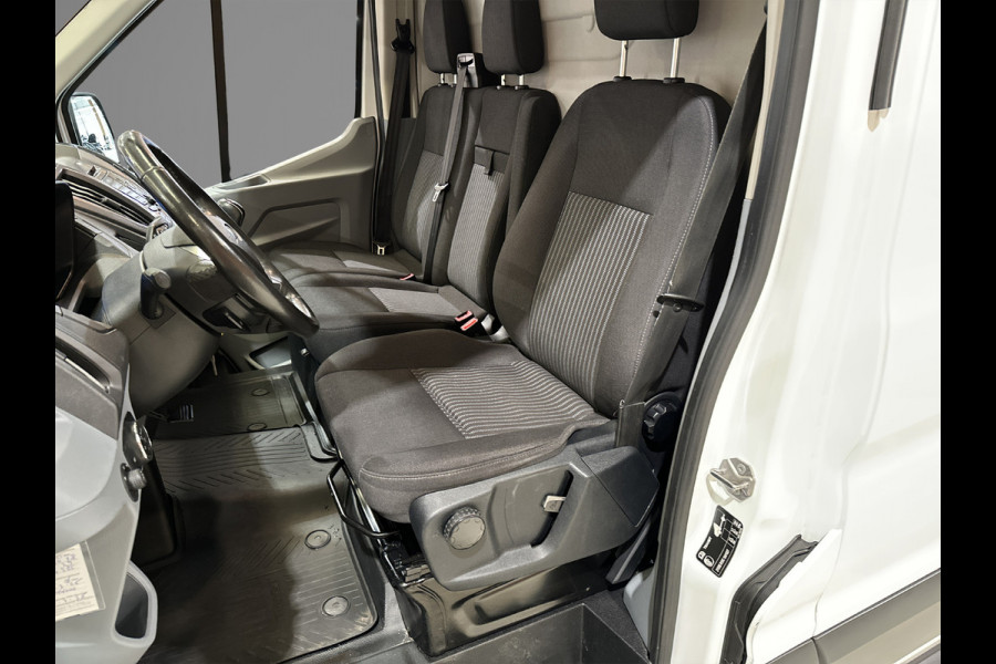 Ford Transit 2.0 TDCI L2H2 3Pers. / Pdc.V+A / Airco / Radio multimedia / Imperial / Apk 07-2026