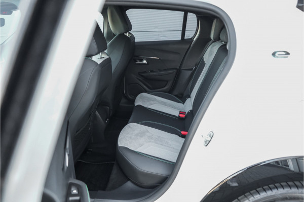 Peugeot e-208 EV GT 350 50 kWh Climate Parkeerhulp Camera 17"