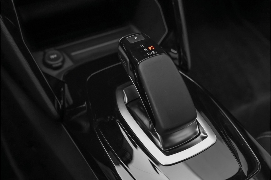 Peugeot e-208 EV GT 350 50 kWh Climate Parkeerhulp Camera 17"