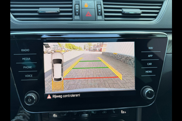 Škoda Superb Combi 1.4 TSI iV 218PK Sportline Black-Line Pano Memory Canton 360"Virtual/Displ Matrix Keyless Electr Trekhaak