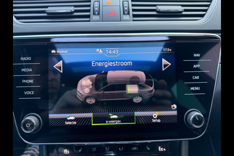 Škoda Superb Combi 1.4 TSI iV 218PK Sportline Black-Line Pano Memory Canton 360"Virtual/Displ Matrix Keyless Electr Trekhaak