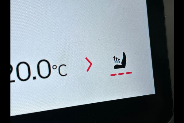 Lynk & Co 01 1.5 More | Leder| Pano | Stoel+Stuurwielverwarming | Keyless