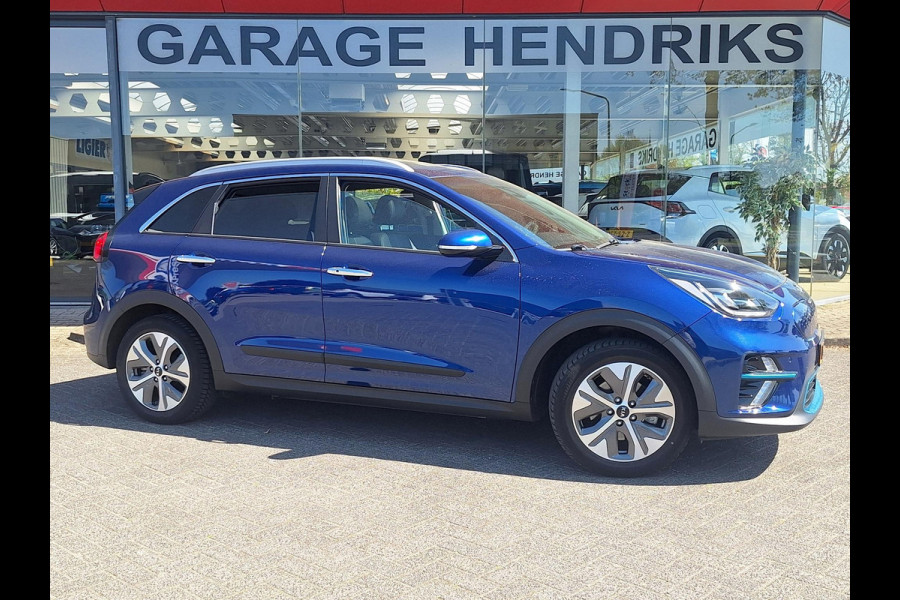 Kia e-Niro DynamicPlusLine 64 kWh | SOH: 94,7% | Schuifdak | Trekhaak | LED | Adaptive CC | Navi | Climate | Leder-Stof |