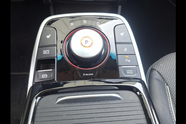Kia e-Niro DynamicPlusLine 64 kWh | SOH: 94,7% | Schuifdak | Trekhaak | LED | Adaptive CC | Navi | Climate | Leder-Stof |