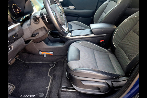 Kia e-Niro DynamicPlusLine 64 kWh | SOH: 94,7% | Schuifdak | Trekhaak | LED | Adaptive CC | Navi | Climate | Leder-Stof |
